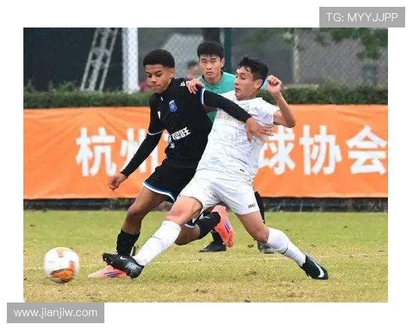 上海申花U14点球力克大区青训中心勇夺钱潮杯邀请赛冠军荣耀登顶