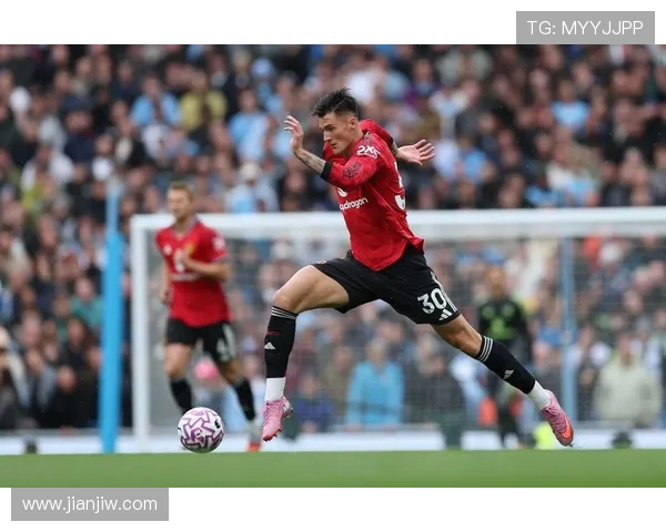 基米希“暗讽”阿森纳：全是定位球和长传冲吊